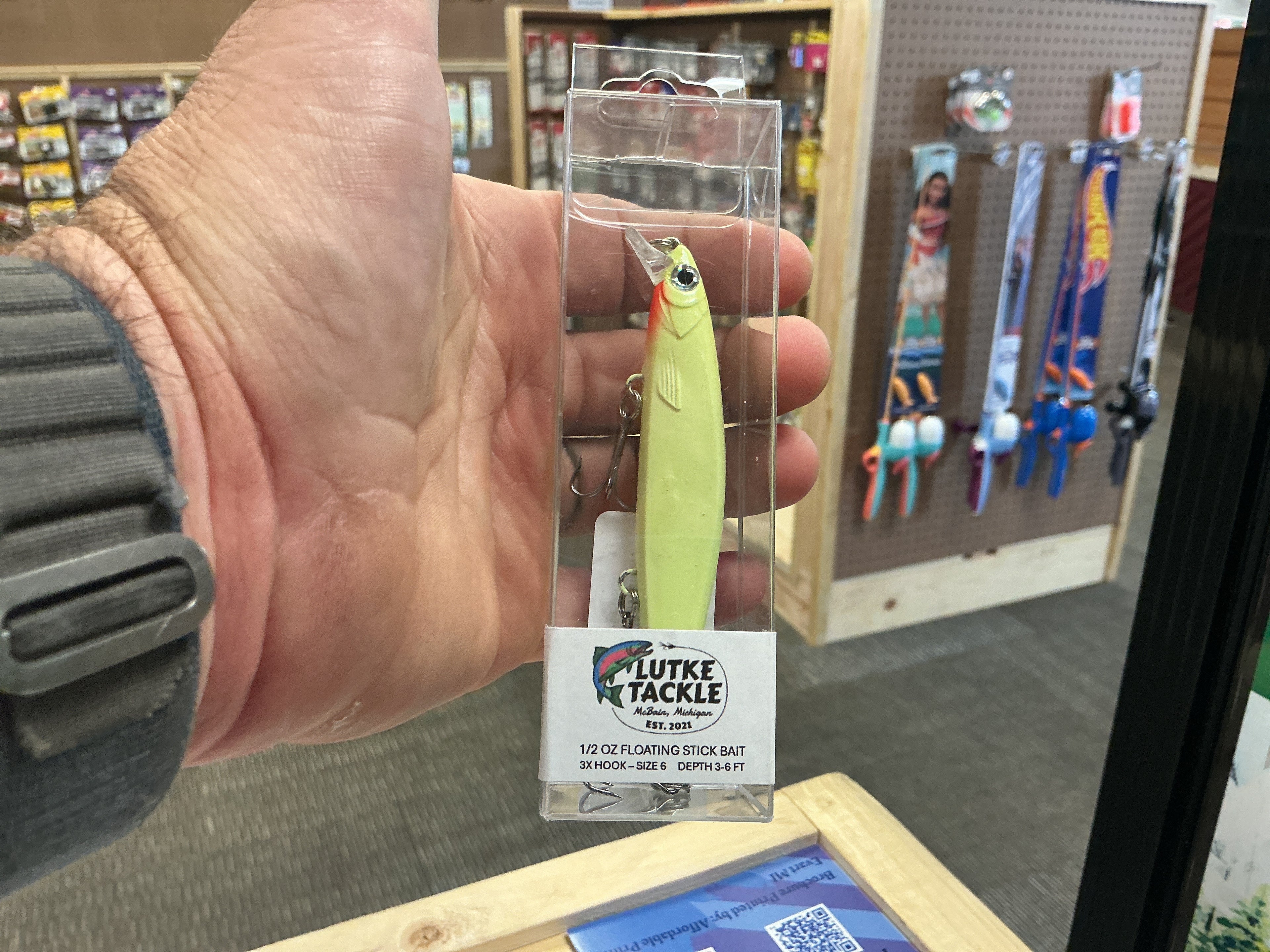 1/2oz floating stick bait 3x sz6-Lutke