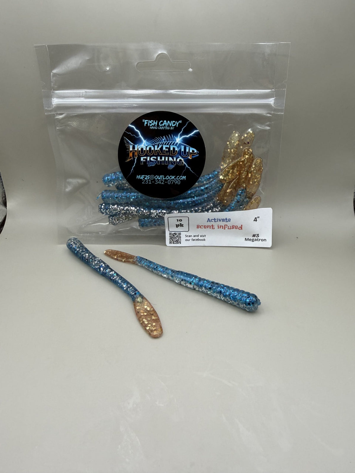 Paddle Tail Worm 4" #3 Megatron (choice) tail - Gold image