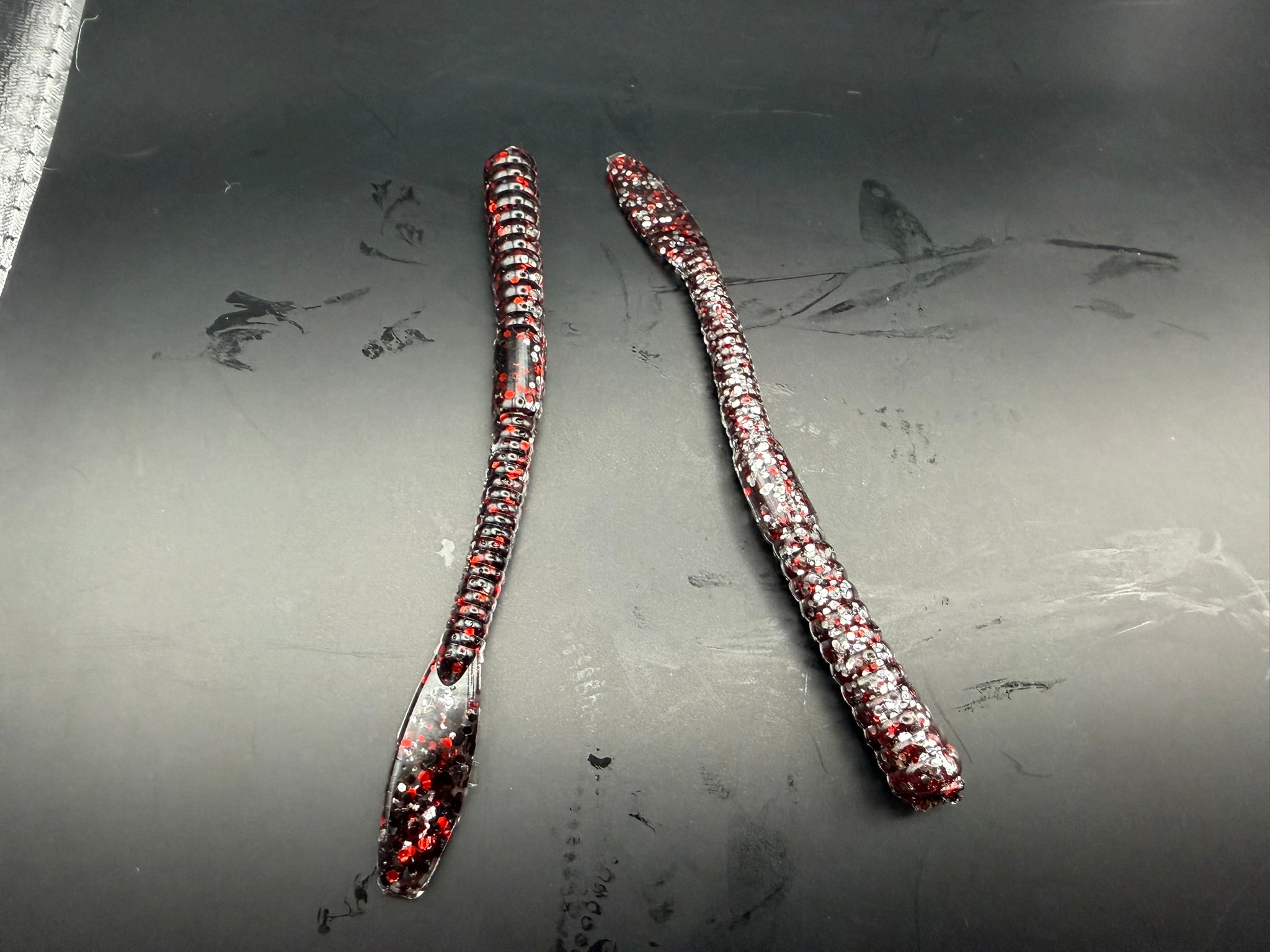 Paddle Tail Worm 4" #9 The Count image 0