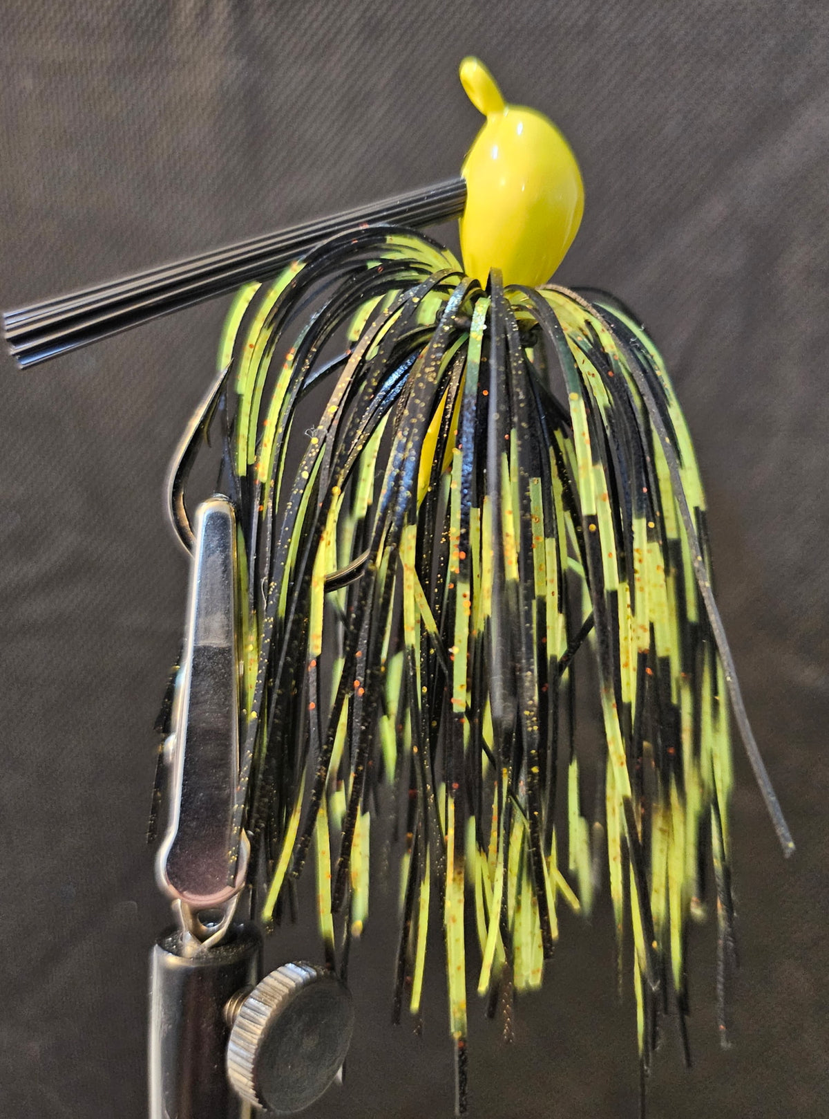 Flipping Jig "BumbleBee" image 0