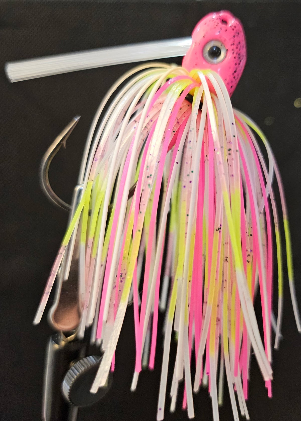 Swim Jig "Pink Piledriver" - 1/4oz image