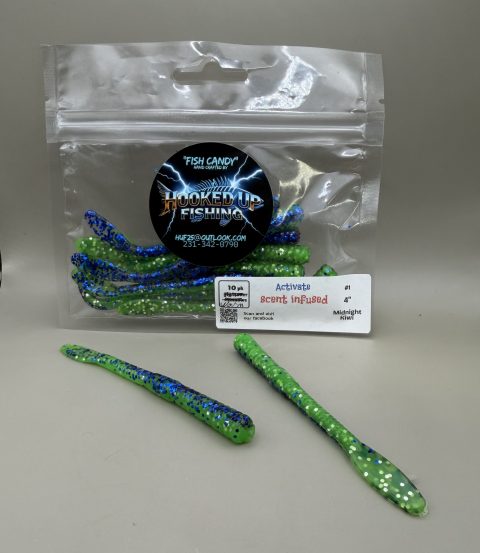 Paddle Tail Worm 4" #1 Midnight Kiwi